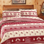 Copripiumino matrimoniale tirolese dallo stile country e moderno per una perfetta atmosfera da chalet di montagna. Made in Italy.