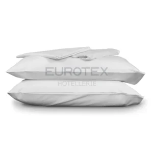 Completo lenzuola bianche per B&B e hotel Easy