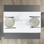 Tavola apparecchiata con Runner idrorepellente no stiro Elite in tessuto jacquard panna