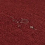 Goccia che non viene assorbita dalla tovaglia idrorepellente no stiro Amelia bordeaux